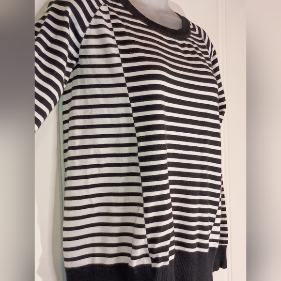 Preppy Clueles Black & White Striped SKIES ARE BLUE Nautical pullover(#1,103) - Picture 5 of 7